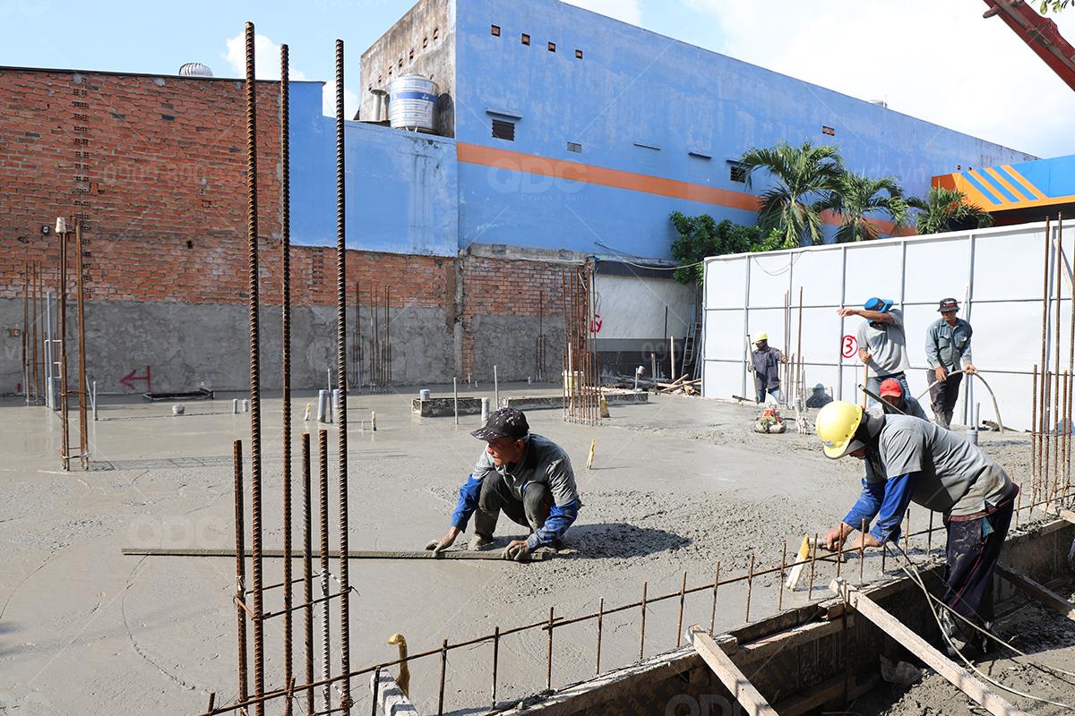 Thi công nhà hàng bằng phương pháp xoa sàn bê tông