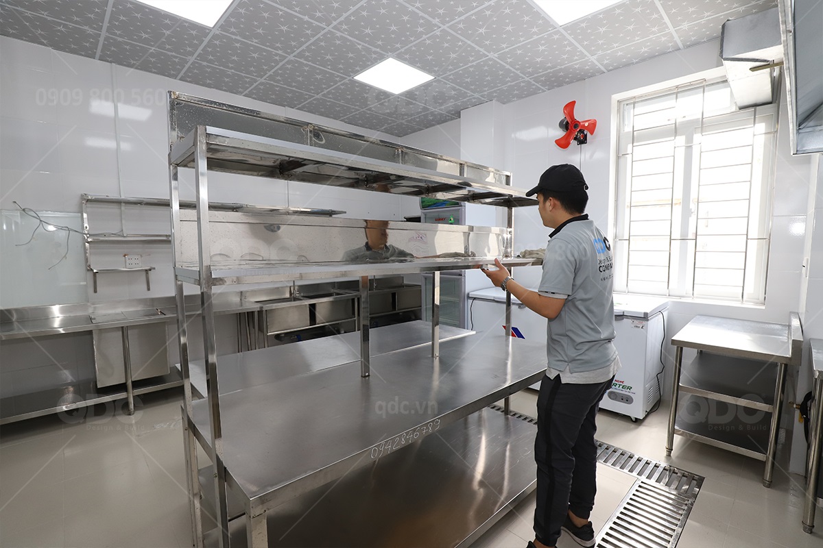 Thiết kế và thi công nhà hàng hải sản Gold Restaurant