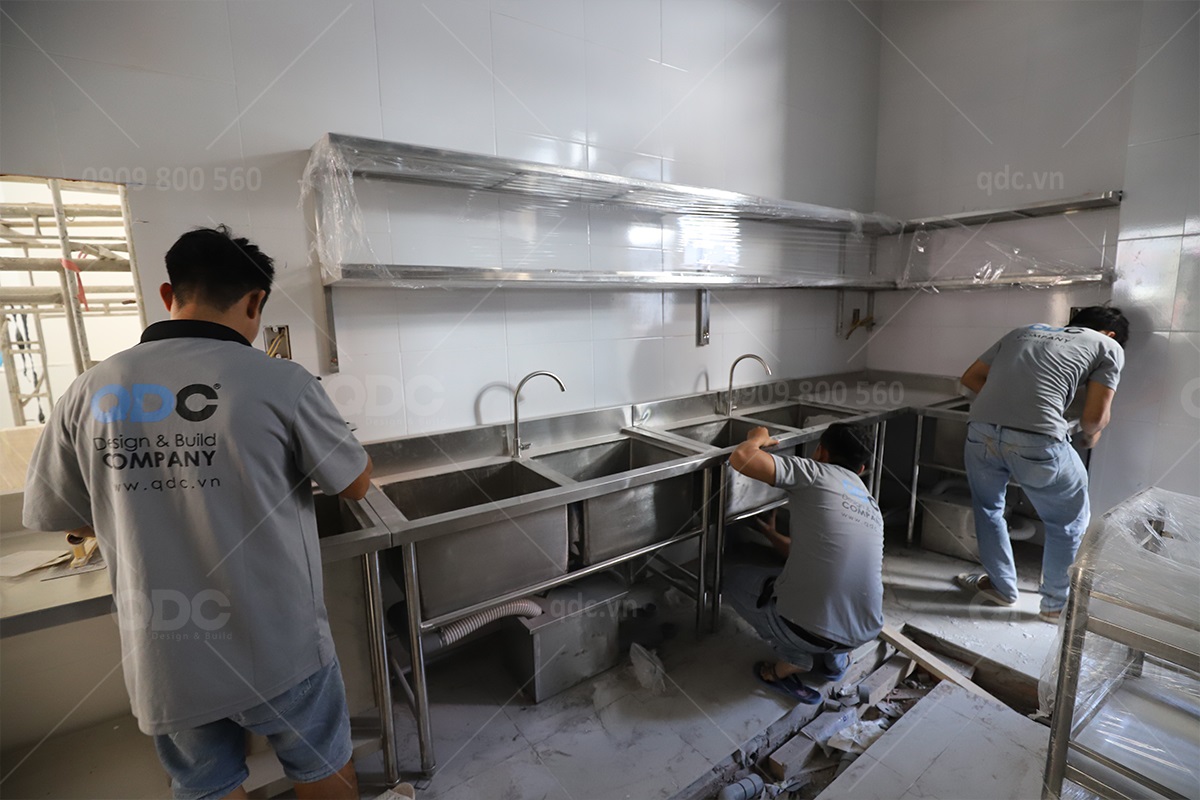 Thiết kế và thi công nhà hàng hải sản Gold Restaurant