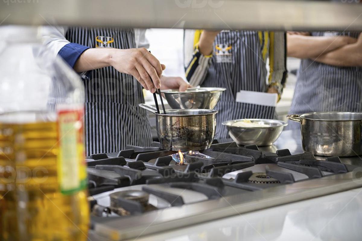 thiết kế nhà hàng Âu SHP Gourmet